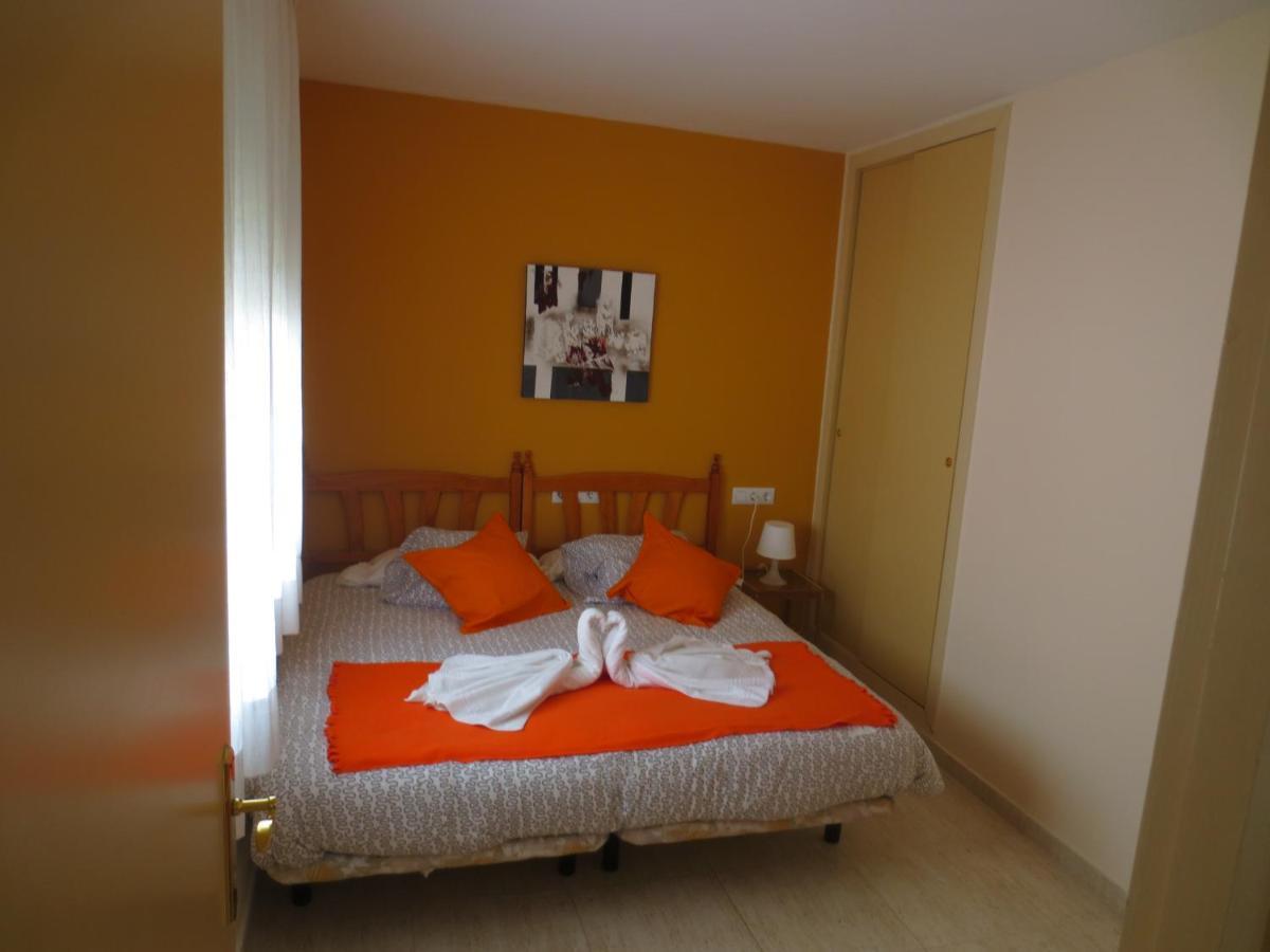Apartaments Can Claudi Tossa de Mar Exterior foto